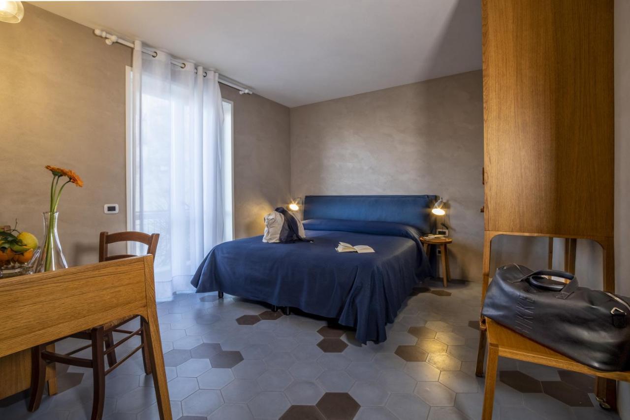 Couette-café Il Roseto 2*